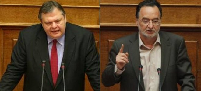 Ο Λαφαζάνης στον Βενιζέλο: Όποτε κουρεύετε το χρέος αυτό… εκτοξεύεται – ΒΙΝΤΕΟ