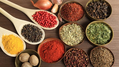 Τα 5 καλύτερα φυσικά τονωτικά για τον εγκέφαλο και το σώμα