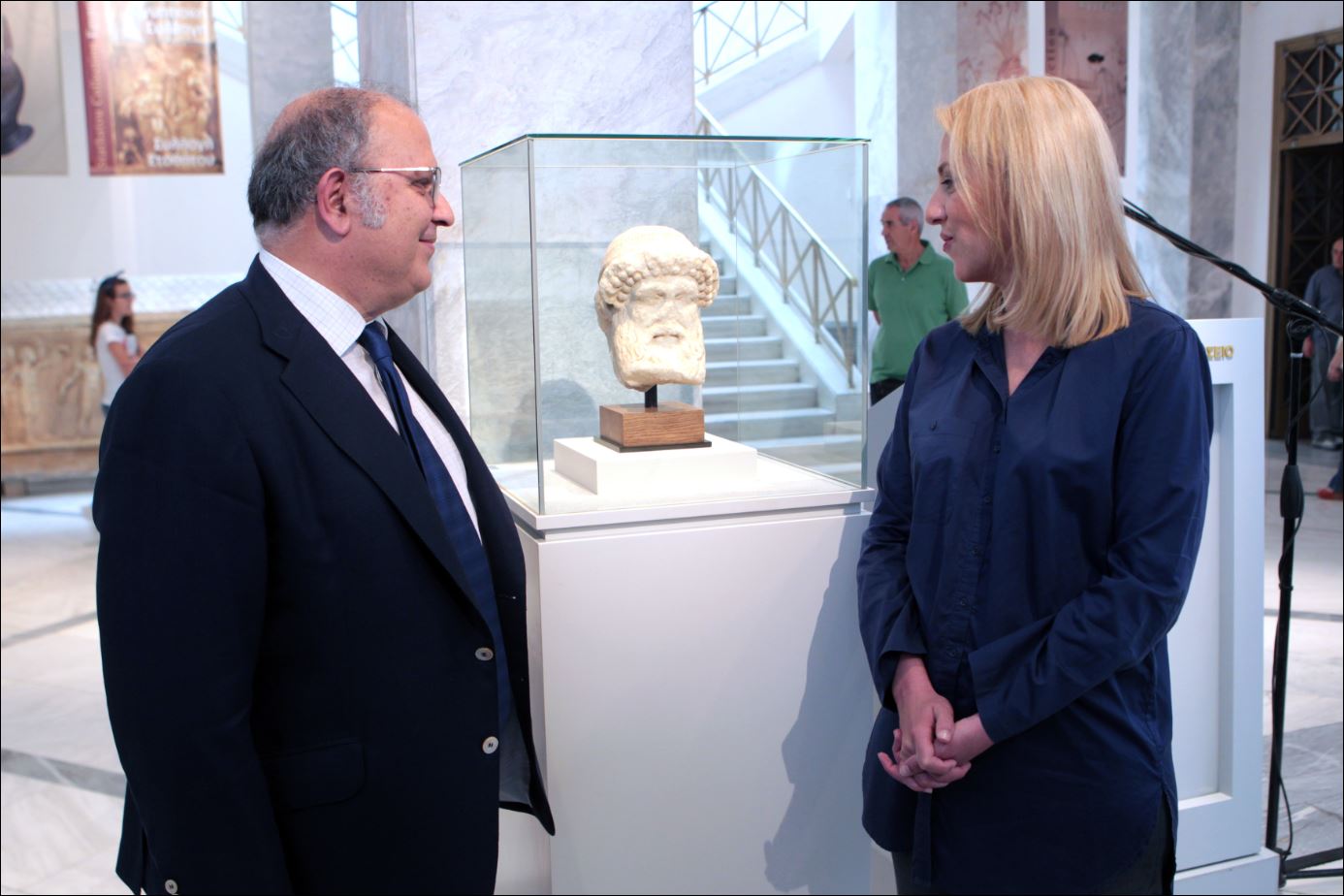 Επαναπατρίστηκε αρχαία μαρμάρινη κεφαλή του Ερμή – ΦΩΤΟ