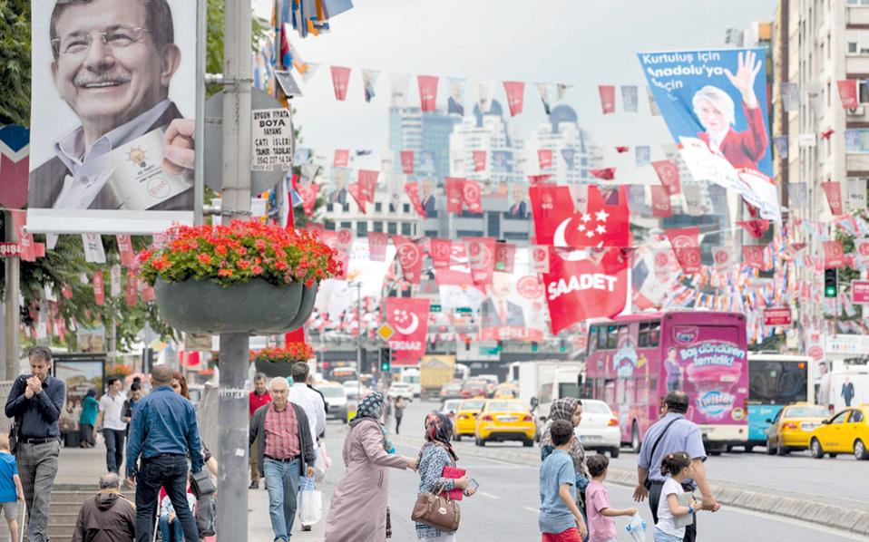 Τουρκία – Χάνει την αυτοδυναμία το κόμμα του Ερντογάν