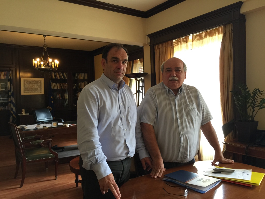 Συνάντηση Βούτση – Χιωτάκη – ΦΩΤΟ