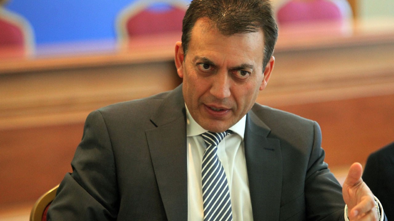 Βρούτσης: Τώρα τρέχουν και δεν φτάνουν…