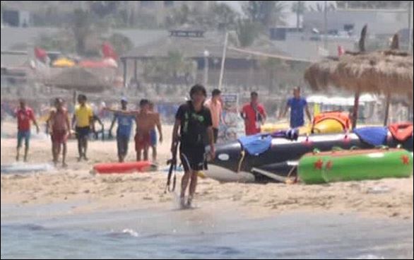 Ο τζιχαντιστής-δολοφόνος με το καλάσνικοφ στην παραλία- ΦΩΤΟ