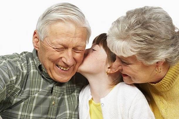 Η σχέση του παιδιού με τον παππού και τη γιαγιά