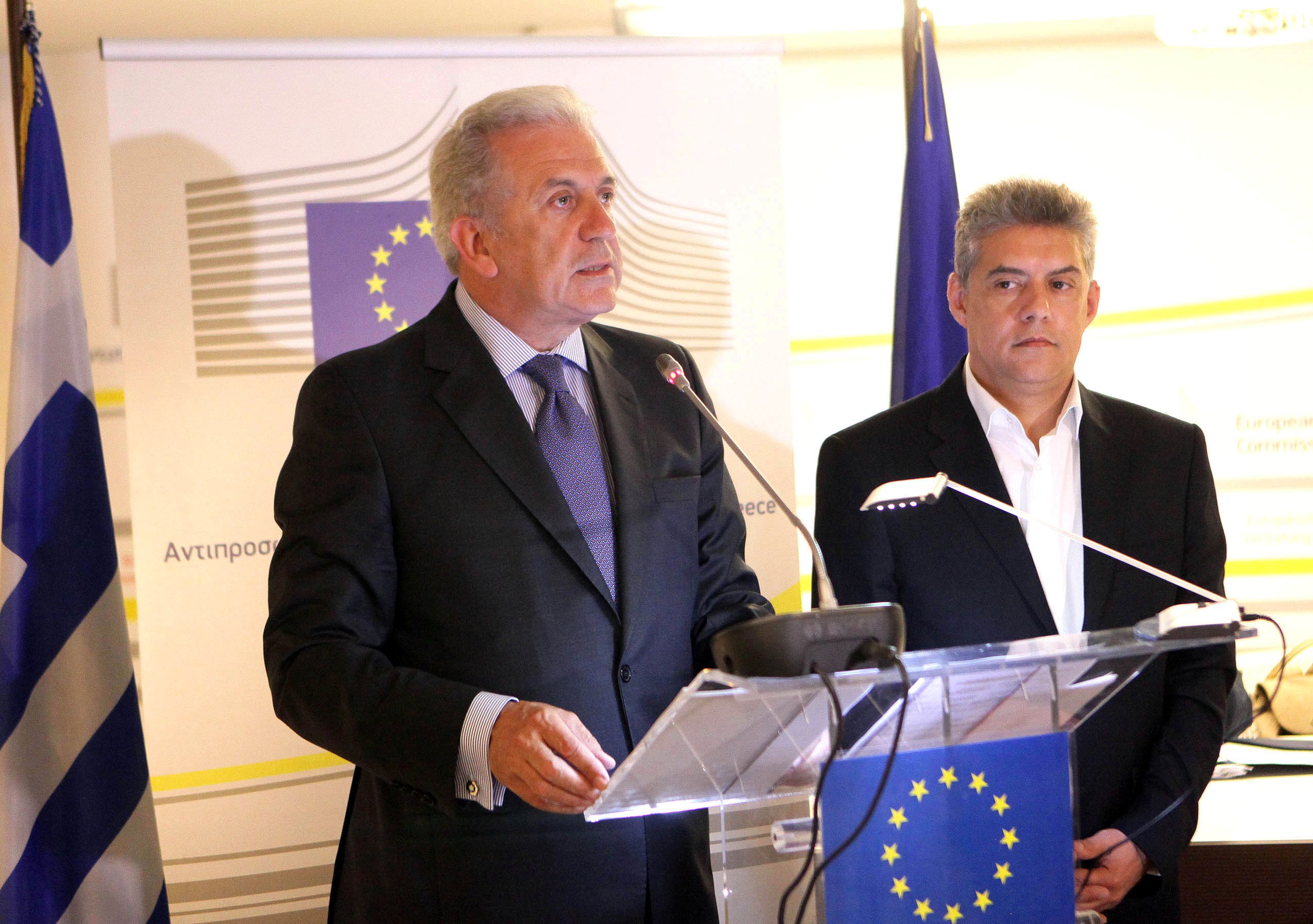 Αβραμόπουλος: Η Ευρώπη είναι στο πλευρό της Ελλάδας