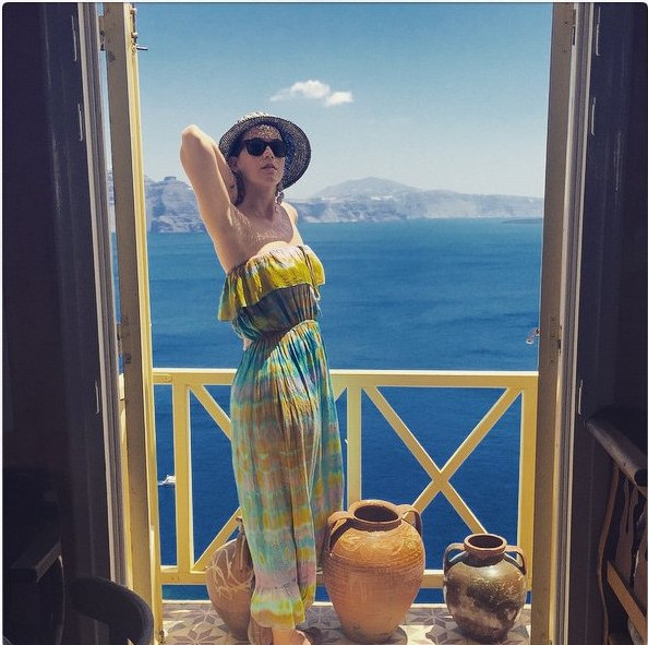 Η Κέιτι Πέρι υμνεί τα ελληνικά νησιά – ΒΙΝΤΕΟ- ΦΩΤΟ