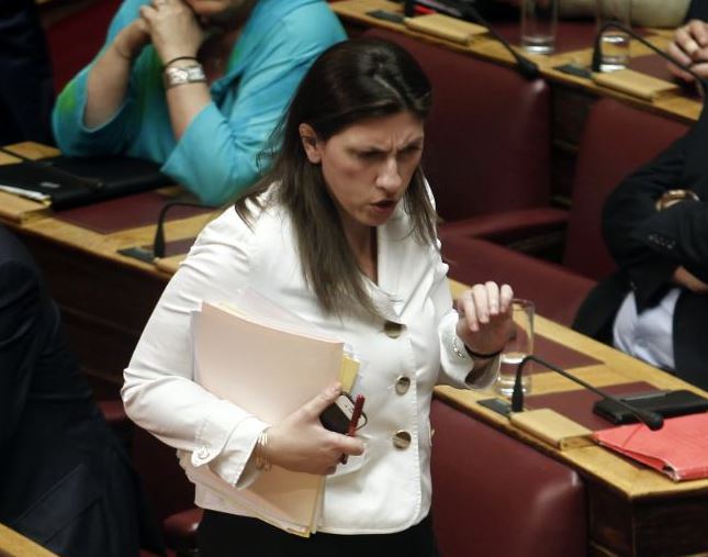 Η ένταση στο πρόσωπο της Κωνσταντοπούλου – ΦΩΤΟ