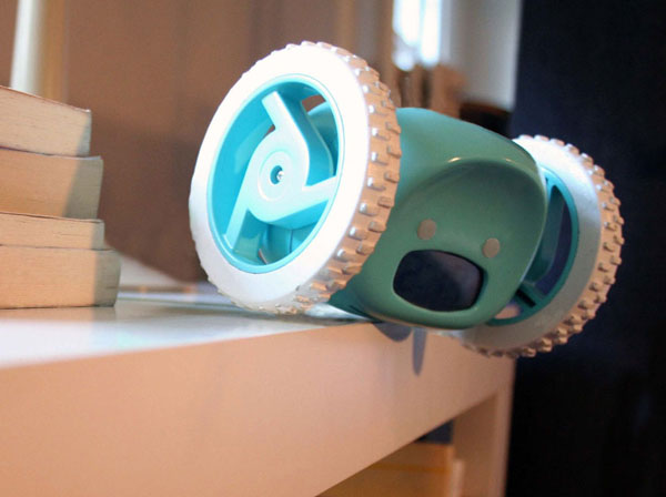 Με αυτό το ξυπνητήρι δεν θα σε πάρει ποτέ ο ύπνος – ΒΙΝΤΕΟ