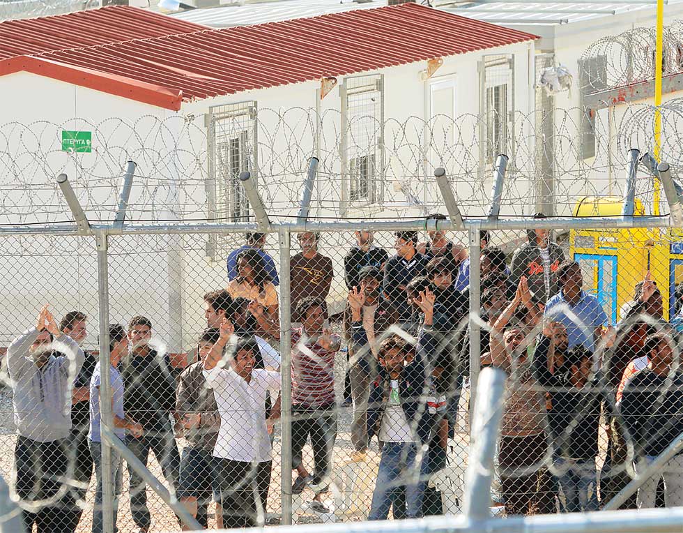 Χωρίς φαγητό οι μετανάστες στη Σάμο