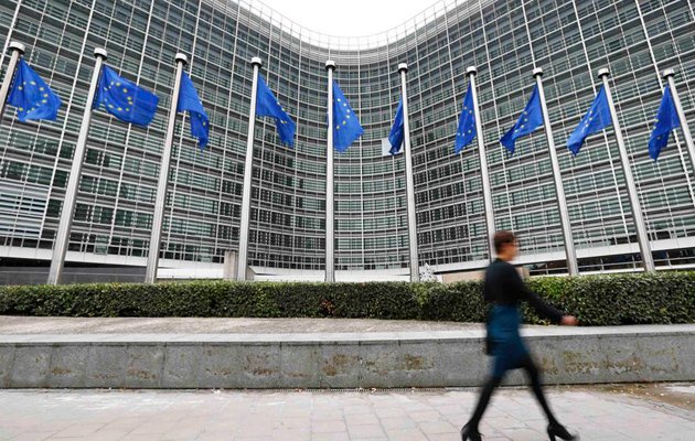 “Η Ιταλία προς τη Γερμανία: Αρκετά με την ταπείνωση της Ελλάδας”