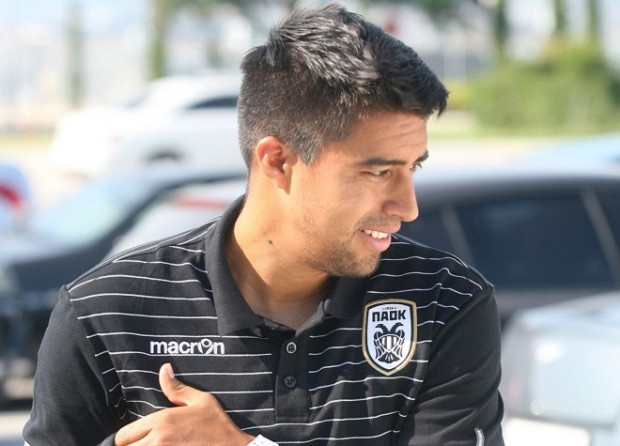 Τα… μαζεύει και ο Νομπόα από τον ΠΑΟΚ