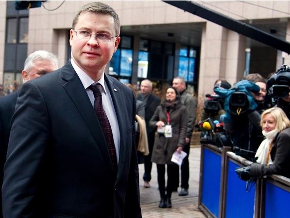 Κομισιόν: Από τα 12 δισ. του EFSM τα 7 να πάνε στην Αθήνα για δόσεις σε ΕΚΤ και ΔΝΤ