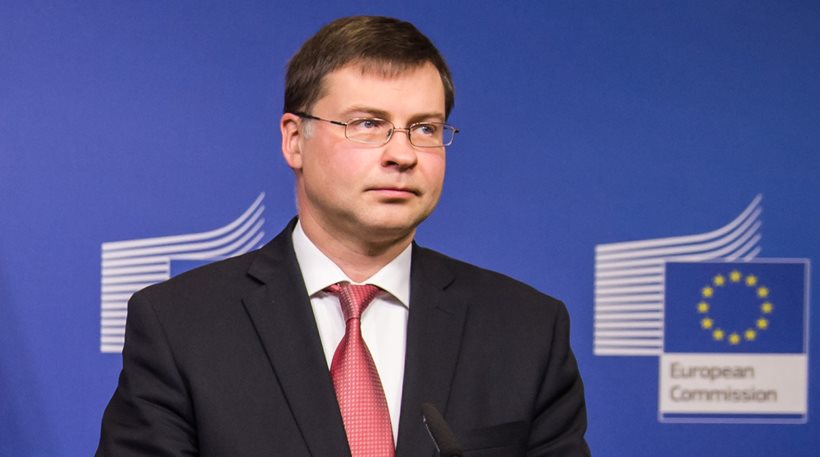 Ο Ντομπρόβσκις διαψεύδει τον Γιούνκερ: Δεν κάνουμε σχέδια για Grexit