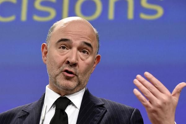 Μοσκοβισί: Η θέση της Ελλάδας είναι μέσα στο ευρώ