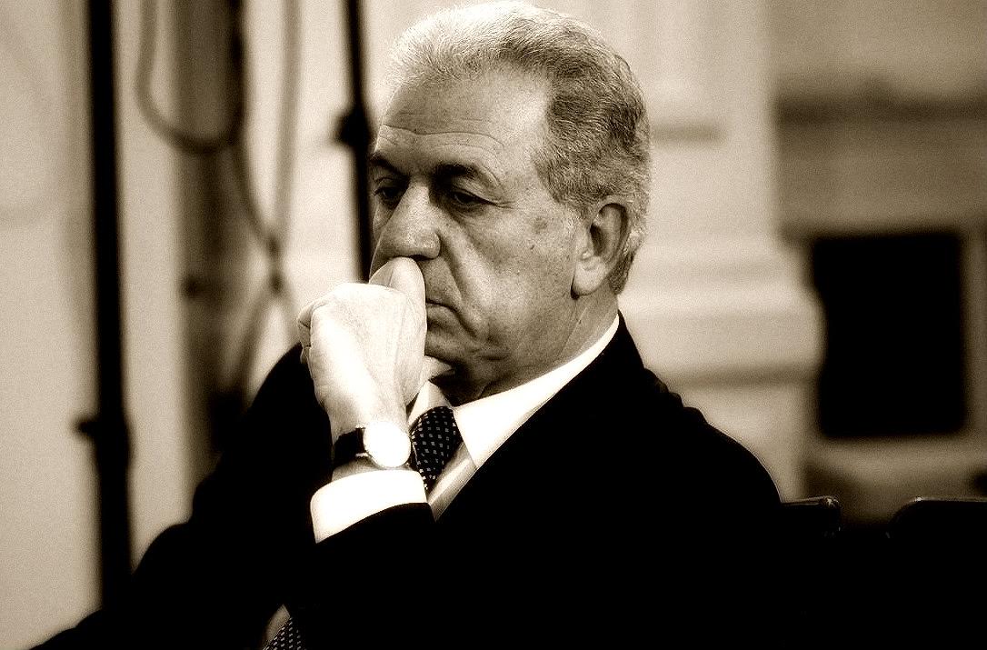 Δεν θα εμπλακεί στις εσωτερικές διεργασίες της ΝΔ ο Αβραμόπουλος