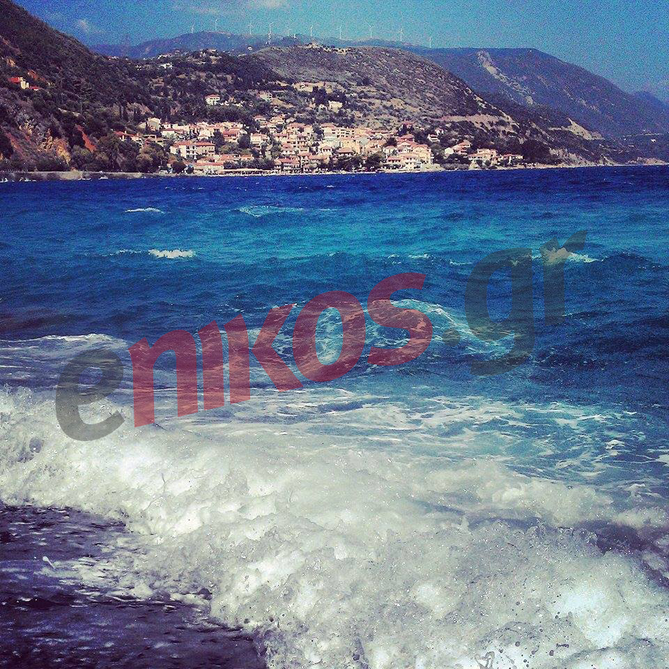 Η φουσκοθαλασσιά στο Μοναστηράκι Ναυπάκτου – ΦΩΤΟ