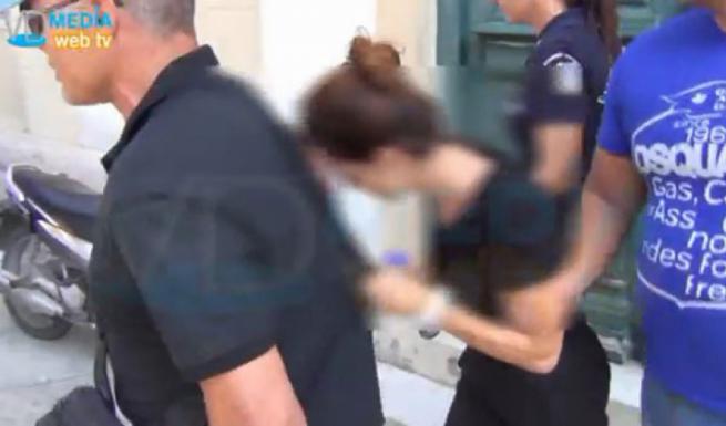 Προφυλακίστηκε η “μαύρη χήρα” – Αναπαράσταση της δολοφονίας ζητά η οικογένεια του καπετάνιου – ΒΙΝΤΕΟ