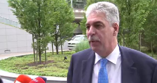 Σέλινγκ: Δύσκολες διαπραγματεύσεις με αισιόδοξη ματιά