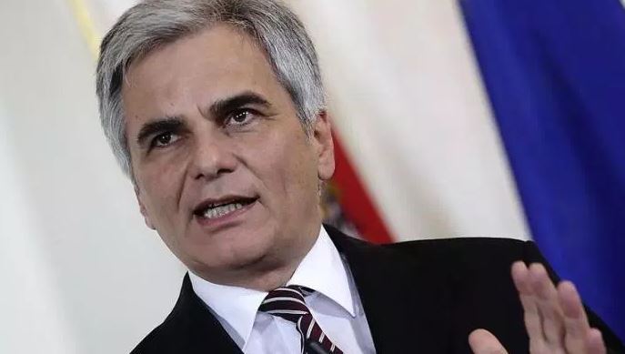 Φάιμαν: Ο Σόιμπλε θέλει σοβαρά να εξωθήσει τους Έλληνες από το ευρώ