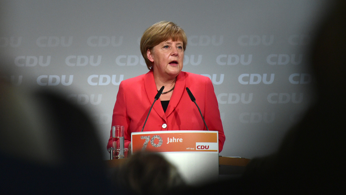 DW: Η Μέρκελ στην πυριτιδαποθήκη των Βαλκανίων