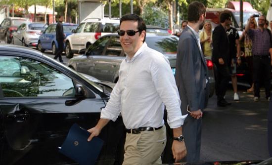 Σφοδρή μάχη για τον έλεγχο του κόμματος και των εξελίξεων