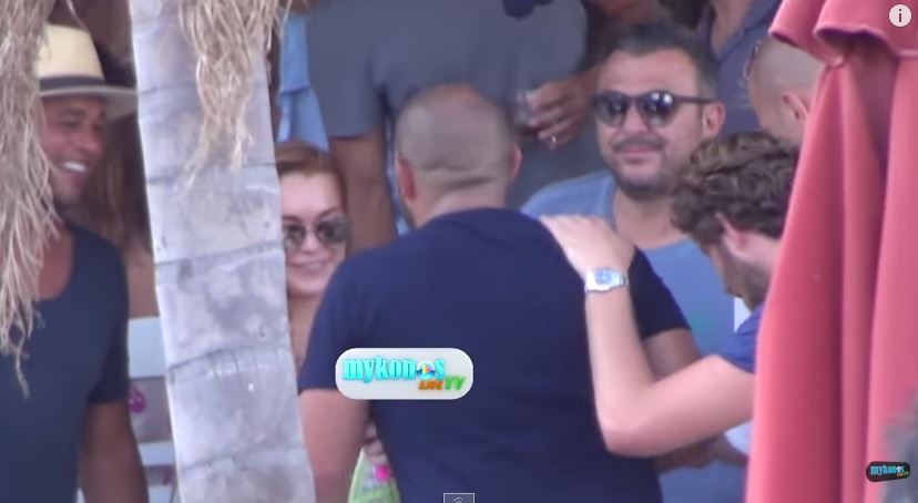 Η Λόχαν στη Μύκονο με τον Ρέμο – ΒΙΝΤΕΟ