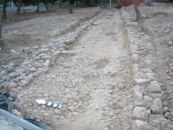 Ανακαλύφθηκε αρχαία οδός στη Βουλιαγμένη – ΦΩΤΟ