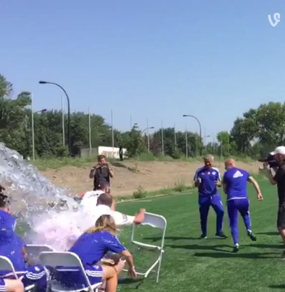 Σχολικό… μπουγέλο για τους σταρ της Τσέλσι – ΒΙΝΤΕΟ