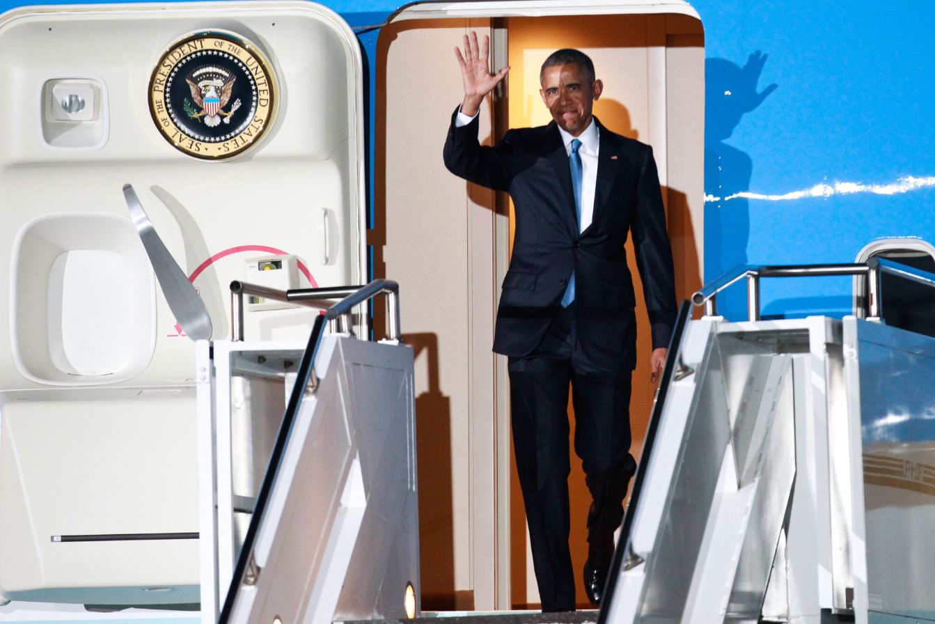 Στην πατρίδα του πατέρα του έφτασε ο Ομπάμα – ΦΩΤΟ