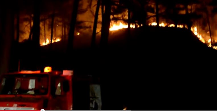 Σε ύφεση η φωτιά στη Ρόδο