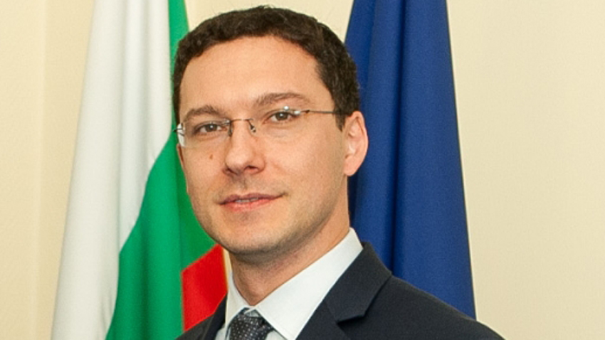 Μίτοφ: Ελπίζω να διατηρηθεί η σταθερότητα στην Ελλάδα