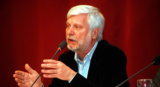 Τατούλης: Απαράδεκτη και προσβλητική η συμπεριφορά του Βέρμπερ στον Τσίπρα