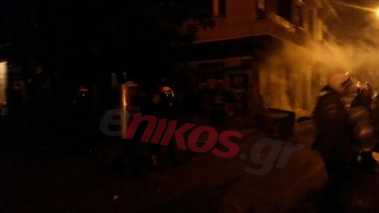 Προσαγωγές στα Εξάρχεια – ΦΩΤΟ