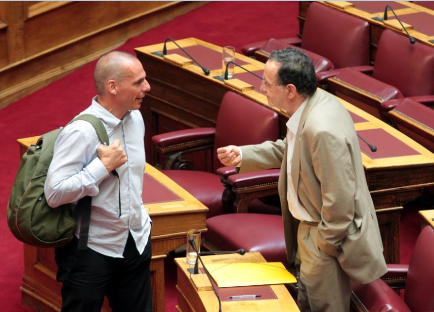 Η συνομιλία Βαρουφάκη – Λαφαζάνη – ΦΩΤΟ