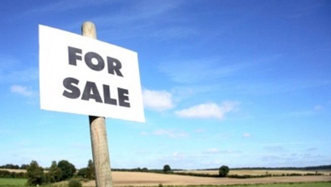 Ξαναπιάνει δουλειά το ΤΑΙΠΕΔ μετά από 6 μήνες