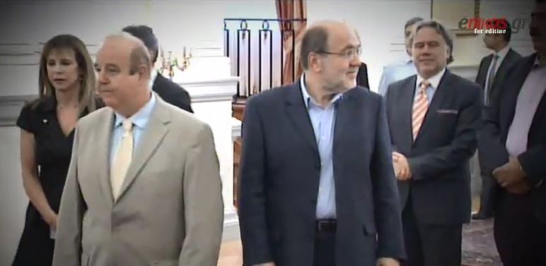 “Άτυπη” παράδοση – παραλαβή στο υπουργείο Εργασίας – ΒΙΝΤΕΟ