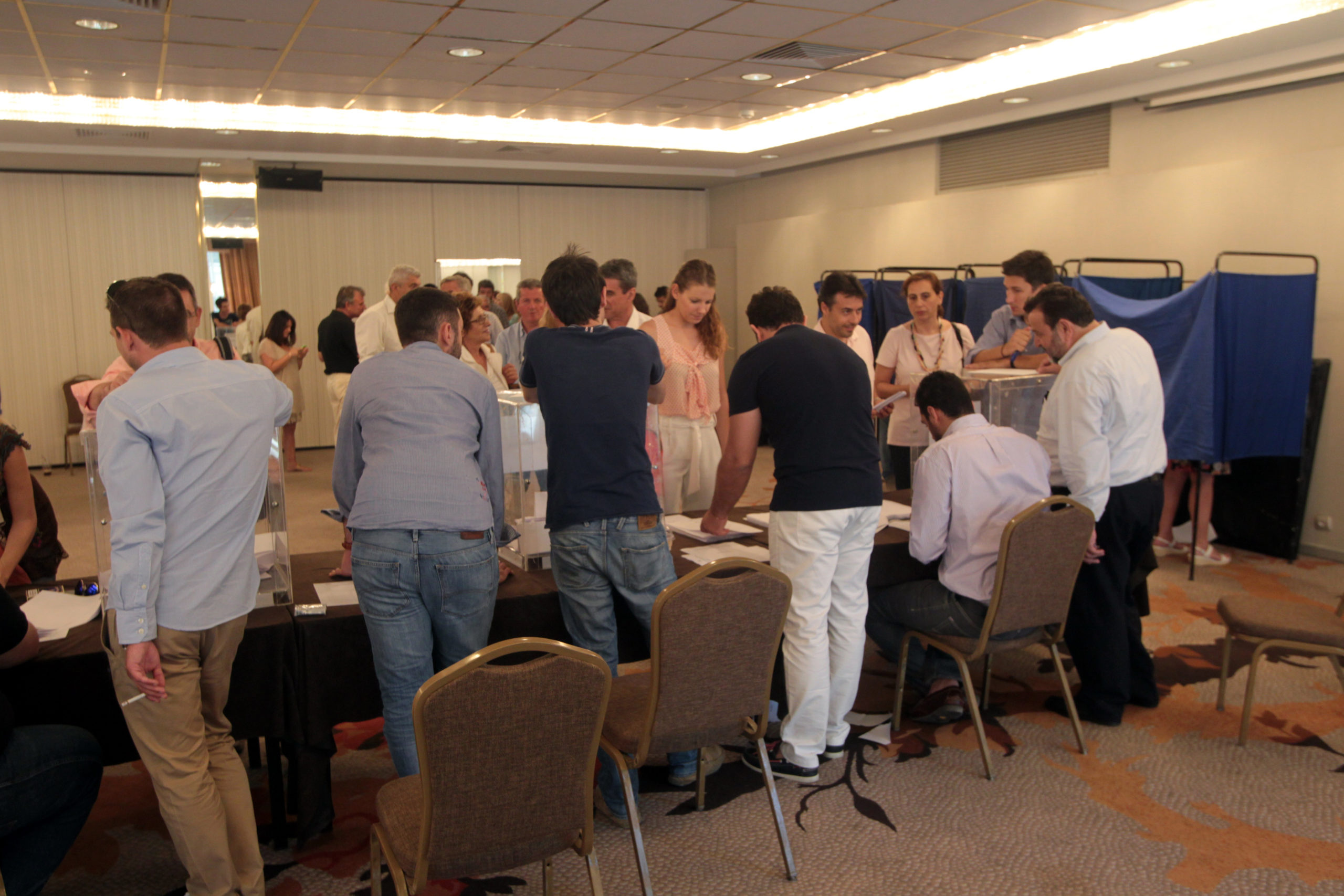 Tα αποτελέσματα εκλογής οργάνων στo ΠΑΣΟΚ – Όλα τα ονόματα