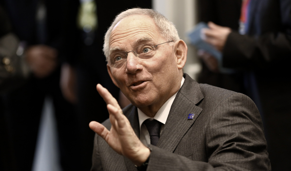 Σε ποσοστά – ρεκόρ η δημοτικότητα του Σόιμπλε στη Γερμανία