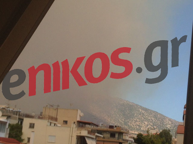 Η φωτιά στον Υμηττό από την Άνω Γλυφάδα – ΦΩΤΟ – ΤΩΡΑ