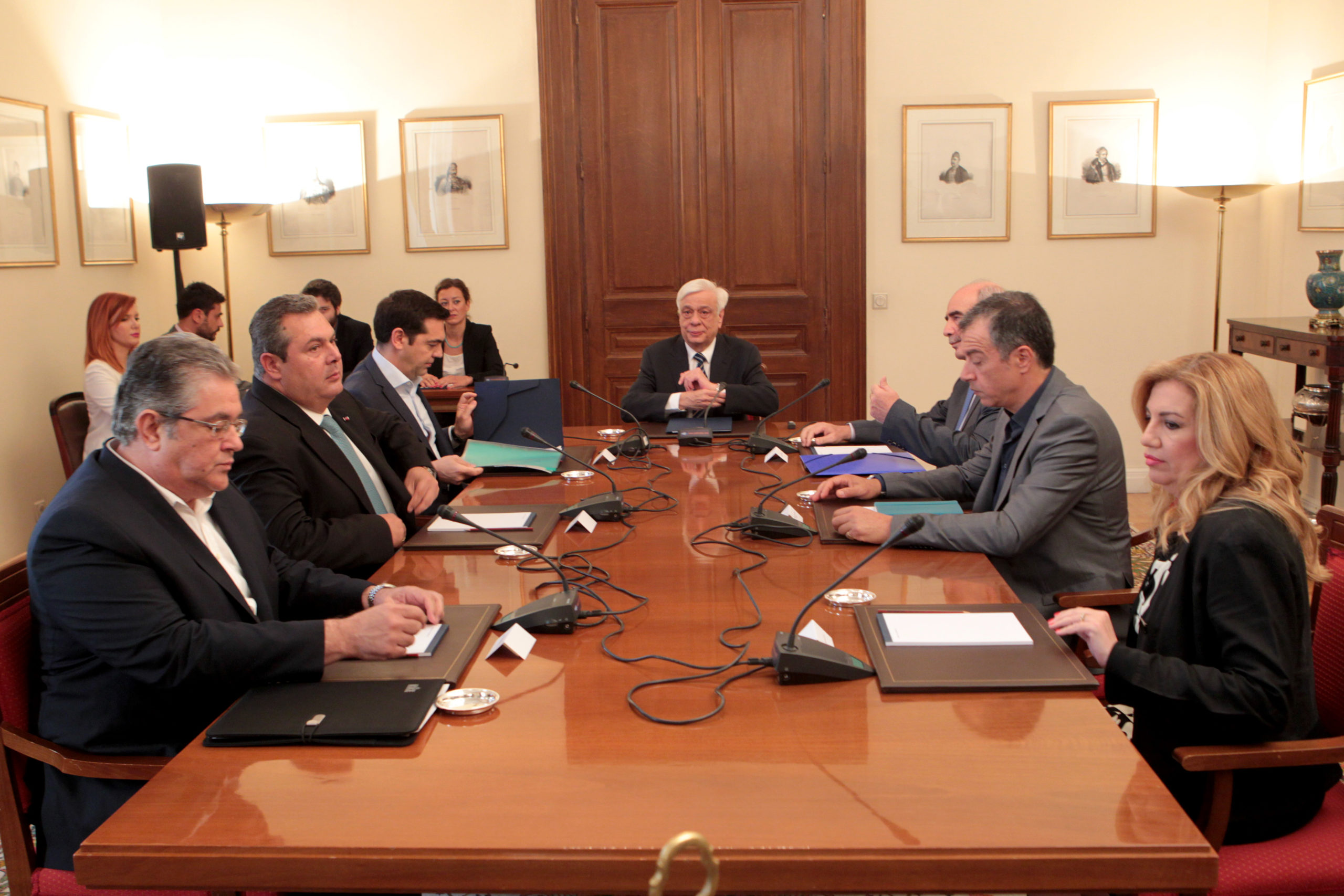 Οι δηλώσεις των πολιτικών αρχηγών για τις διαβουλεύσεις με τους Ευρωπαίους – ΒΙΝΤΕΟ