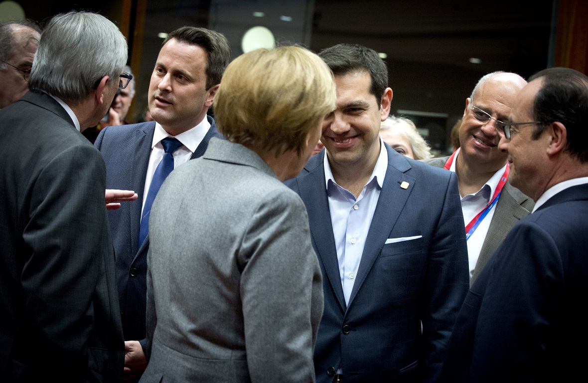 Συνάντηση Τσίπρα – Μέρκελ – Ολάντ πριν από τη Σύνοδο Κορυφής