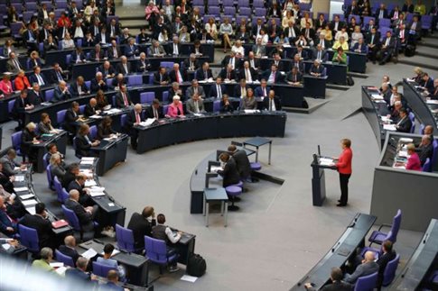 Το 49% των Γερμανών θέλουν καταψήφιση της συμφωνίας