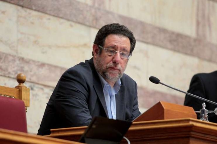 Βουλευτής Λέσβου ΣΥΡΙΖΑ: Ό,τι και να ψηφίσω… θα κρατήσω την έδρα μου