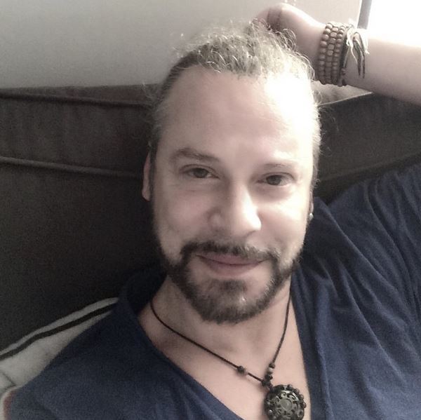 Οι ευχές του Δάντη για τη γιορτή της κόρης του- ΦΩΤΟ