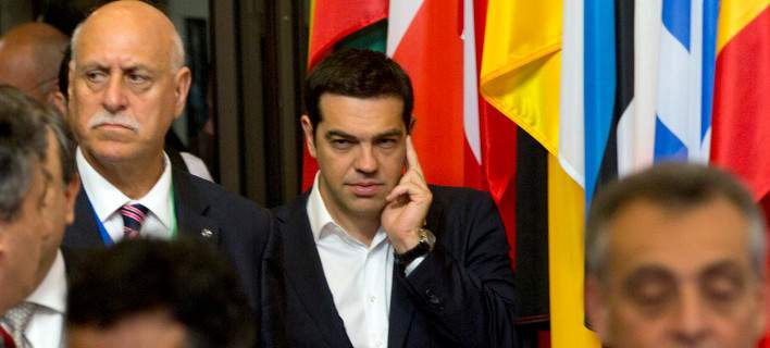 Bloomberg View: Ευκαιρία… το τρίτο πακέτο για την Ελλάδα
