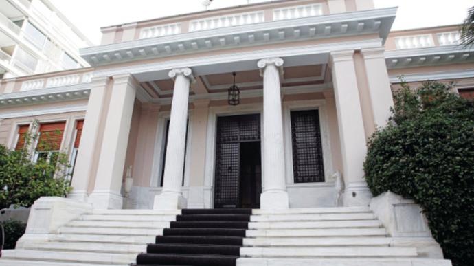 Μαξίμου: Τι κερδίζει η χώρα από τη συμφωνία σε σύγκριση με τα μέτρα της κυβέρνησης ΝΔ-ΠΑΣΟΚ