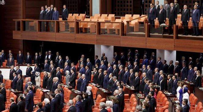 Πιο κοντά σε πρόωρες εκλογές η Τουρκία