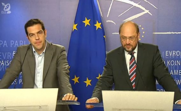 Εμπλοκή της Ευρωβουλής στην αξιολόγηση ζητά ο Τσίπρας – Η επιστολή προς τον Σουλτς