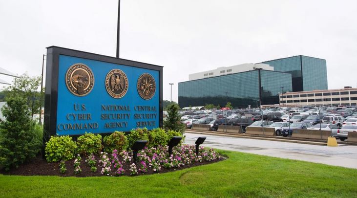 Νόμιμη η συλλογή τηλεφωνικών δεδομένων από την NSA