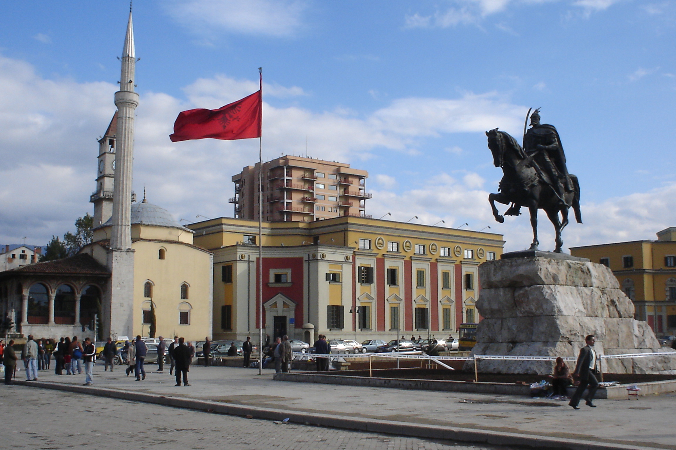 Αλβανία – 21 τραυματίες από έκρηξη φιάλης υγραερίου